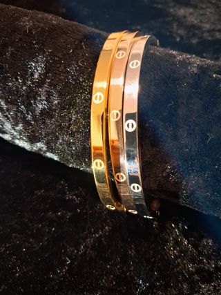 Conjunto de Bisutería Hermes Dorado y Negro