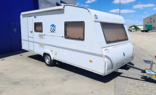 Caravana Knaus 500 Sport, 
muy cuidada, poco uso.