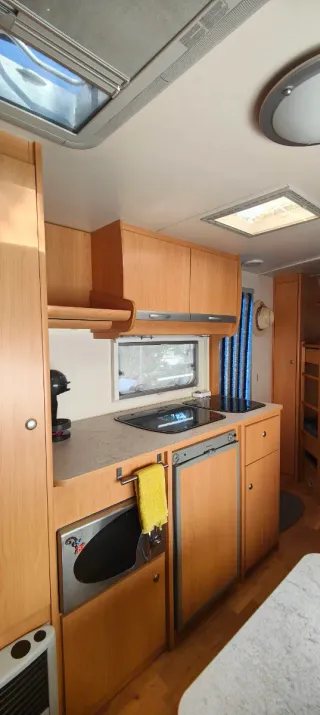 Caravana Knaus 500 Sport, 
muy cuidada, poco uso.