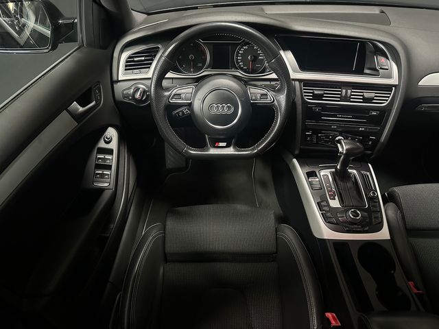 Audi A4 2.0 TDI Avant S-Line