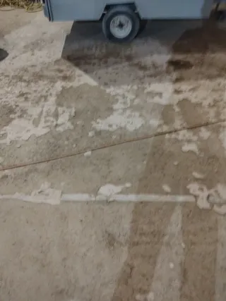 Remolque cerrado con documentación