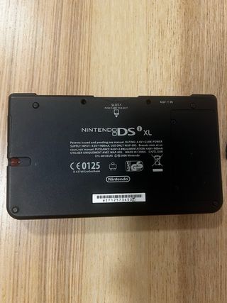 Nintendo 3DS XL Roja + Juegos
