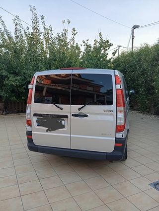 Mercedes-Benz Vito 2009