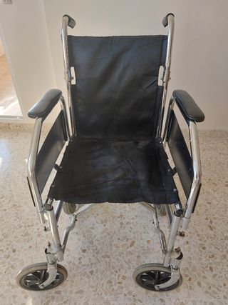 Silla de ruedas plegable