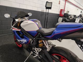 Triumph Daytona 675