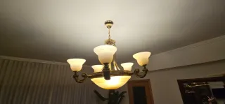 Candeeiro de teto em vidro e metal