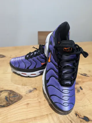 Nike TN Moradas Naranja