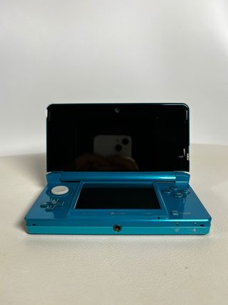 Nintendo 3DS Azul + Cargador y Lápiz