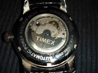 Reloj Timex Automático Plata y Negro