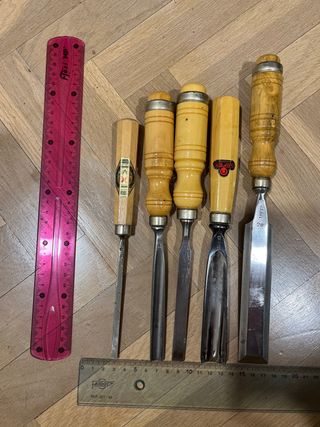 lote de 5 Gubias y formones Mifer, dos cerezas