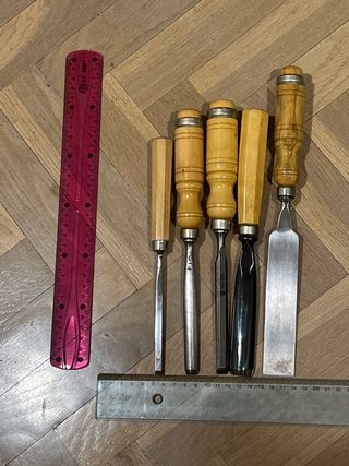 lote de 5 Gubias y formones Mifer, dos cerezas