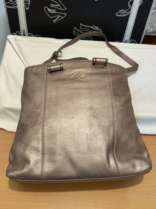 Bolso de piel metalizado