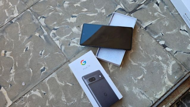 Google Pixel 7a 128GB Negro