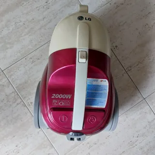 Aspiradora LG 2000W Compacta HEPA Super Potente