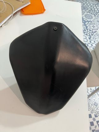Porta número frontal negro 
KTM DUKE 790/890/890r