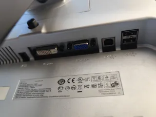 Monitor Dell 1908FPt Negro
