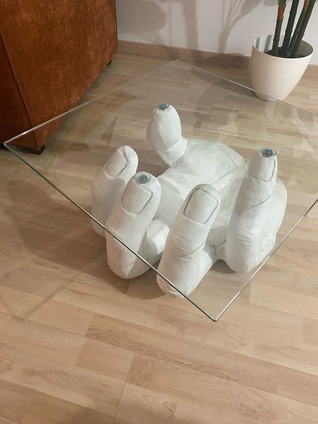 Mesa de centro diseño mano cristal. 50x50cm