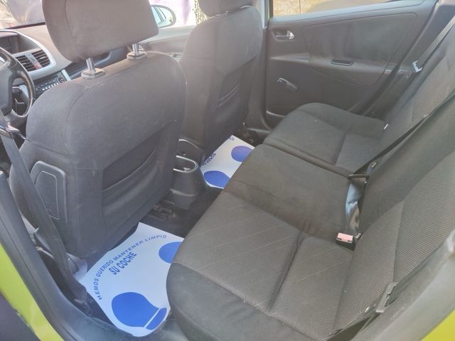 Peugeot 207 2006