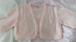 Chaquetita BEBÉ NIÑA vestidos chaquetas peleles 