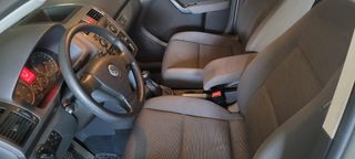 Volkswagen Touran 2010
