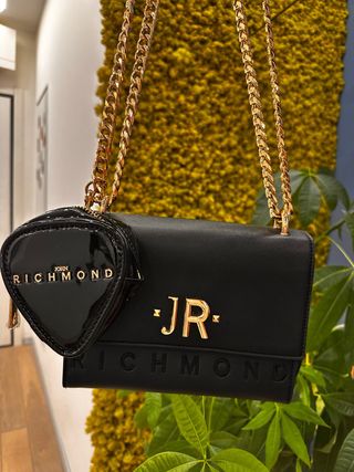Borsa John Richmond nera con dettagli oro