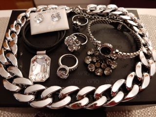 Lote Joyería:Anillos,Collar, Pulsera,Pendientes,Br