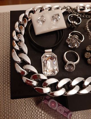 Lote Joyería:Anillos,Collar, Pulsera,Pendientes,Br