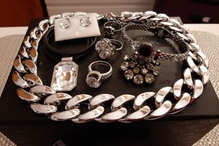 Lote Joyería:Anillos,Collar, Pulsera,Pendientes,Br