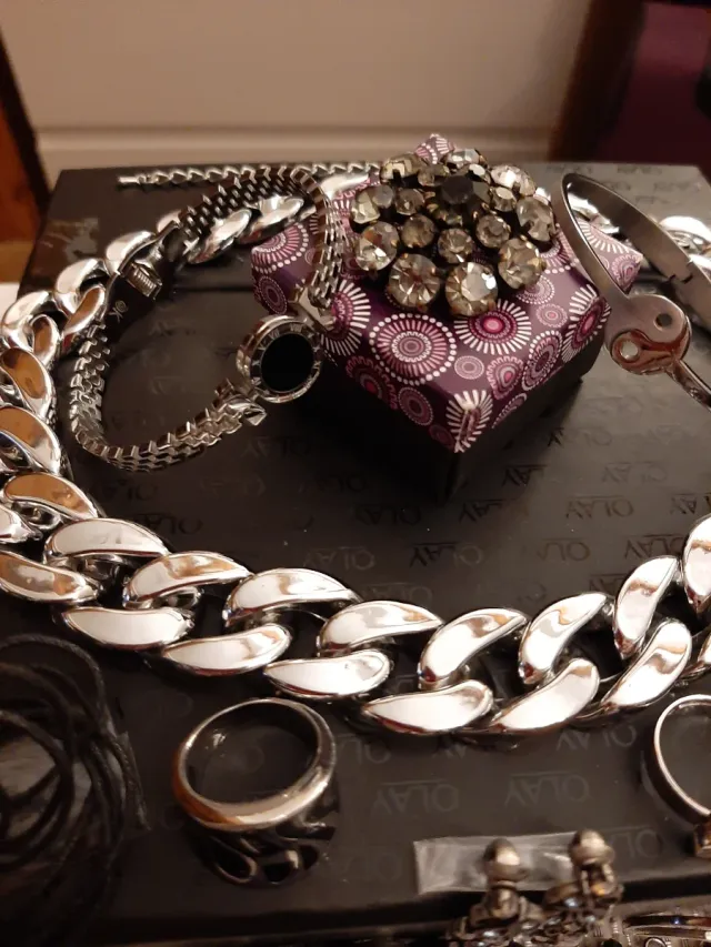 Bisutería de Acero, de muy Alta Calidad + Vintage