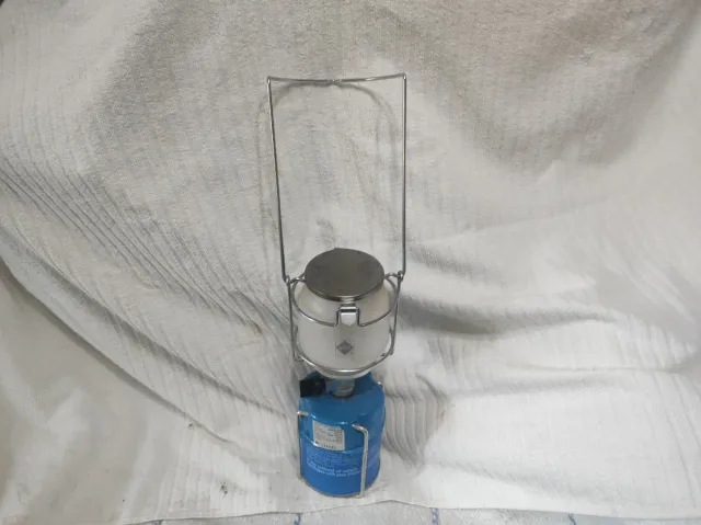 Gas da campeggio con lampada