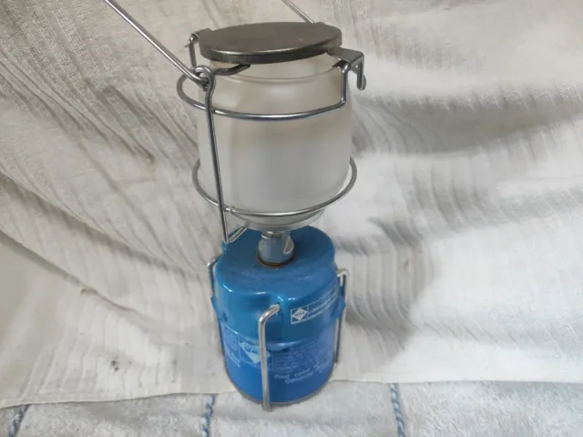 Gas da campeggio con lampada