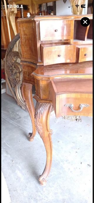 Scrivania in rovere con cassetti