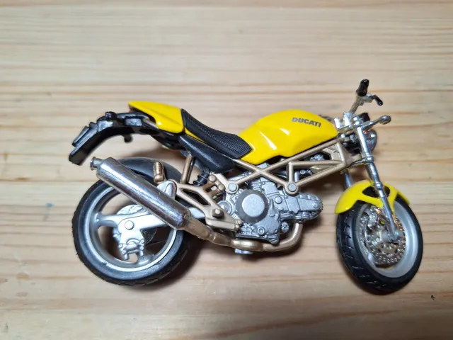 Ducati Monster Maisto