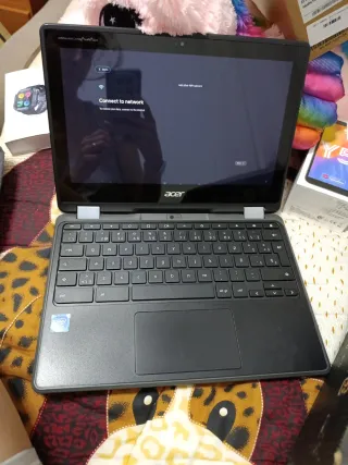 Portátil Acer spin 511 Chromebook táctil se dobla