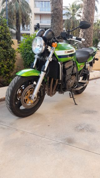 Kawasaki zrx1200