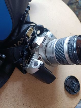 Cámara Minolta Plata