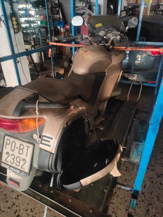 Despiece Honda Deauville 650