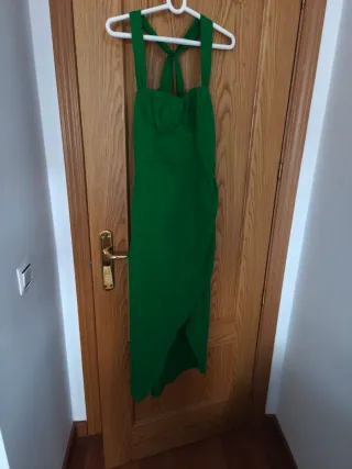 Vestido midi verde Zara Talla M