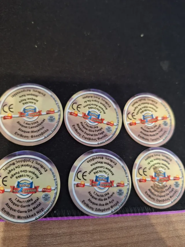 Tazos Pokémon league - Charizard, Lugia, Pikachu