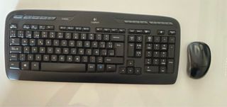 Teclado y Ratón Logitech Inalámbrico Negro