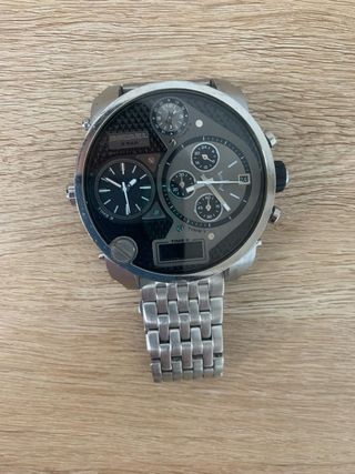 Reloj Diesel Multifunción Negro y Plateado