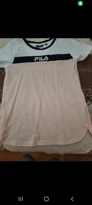 Camiseta Fila Blanca y Rosa