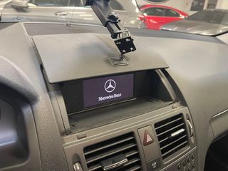Mercedes-Benz Clase C220 CDi SOLAMENTE 100.000 KM!