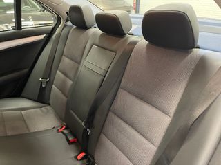 Mercedes-Benz Clase C220 CDi SOLAMENTE 100.000 KM!