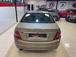 Mercedes-Benz Clase C220 CDi SOLAMENTE 100.000 KM!