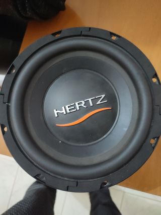 Subwoofer Hertz ES 200