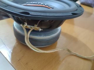 Subwoofer Hertz ES 200