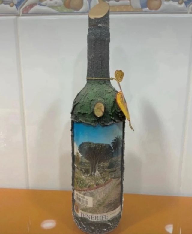Botella Vacía Tenerife Decorada