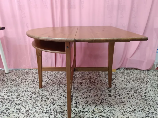 Mesa plegable de madera