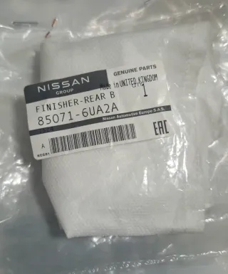 TAPA GANCHO DE REMOLQUE NISSAN QASHQAI ORIGINAL